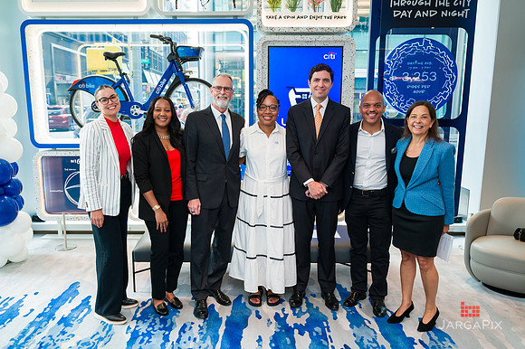 Soho_Citi_Branch_Opening_Lexington_59th_7-31-25_Daytime-069