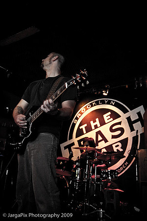 In_Musth@Trash_Bar-007.jpg