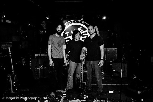 In_Musth@Trash_Bar-150.jpg