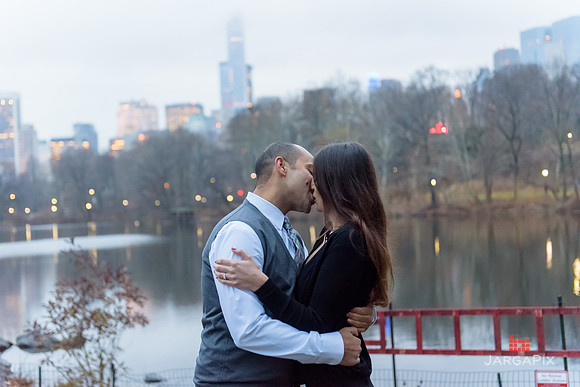 The_Heart_Bandits_Proposal_Basil_Jessica-124