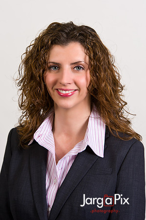 Weichert_Realty_Team_Alex_Headshots-018-Edit