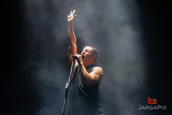 Nine_Inch_Nails_Prudential_2013-007
