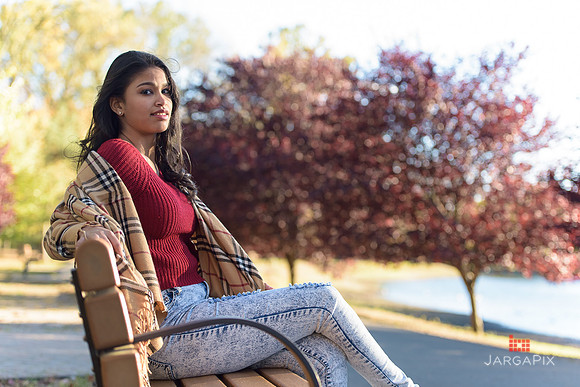 Destenie_Sweet_16_Portraits-017