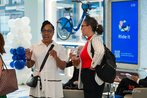 Soho_Citi_Branch_Opening_Lexington_59th_7-31-25_Daytime-045