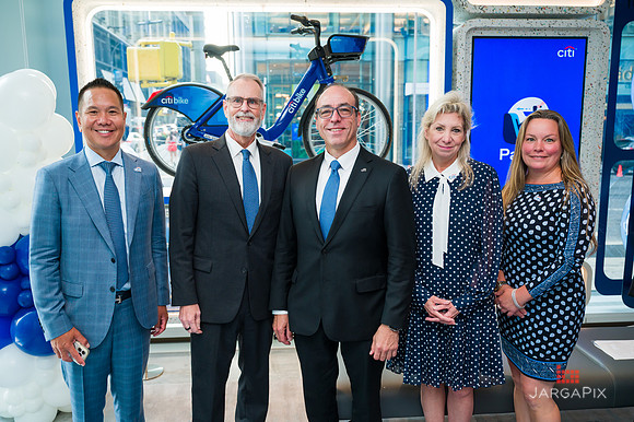 Soho_Citi_Branch_Opening_Lexington_59th_7-31-25_Daytime-072