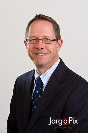 Weichert_Realty_Team_Alex_Headshots-002-Edit