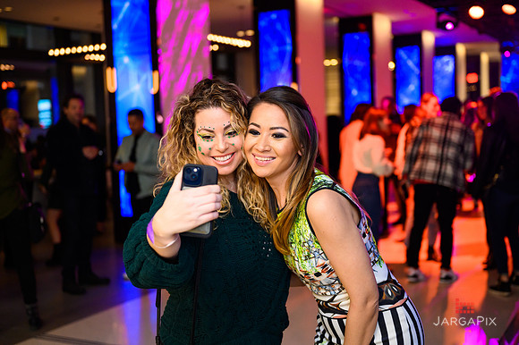 Moonlight_Studios_Opening-210