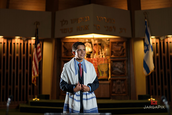 Jacob_Gutman_Barmitzvah_Temple_Beach_Session-044