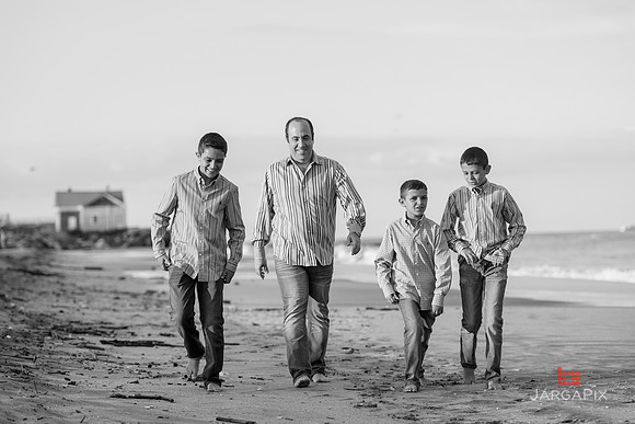 Jacob_Gutman_Barmitzvah_Temple_Beach_Session-058