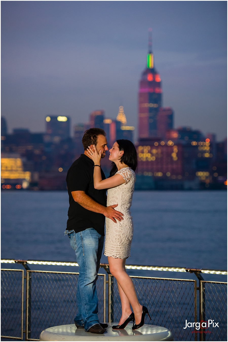 Sinatra Drive, Hoboken, Surprise Proposal